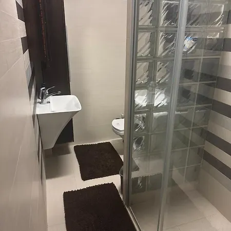 Apartment Doc's Place